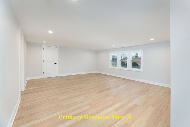 8110 Lockwood Avenue, Burbank, IL 60459