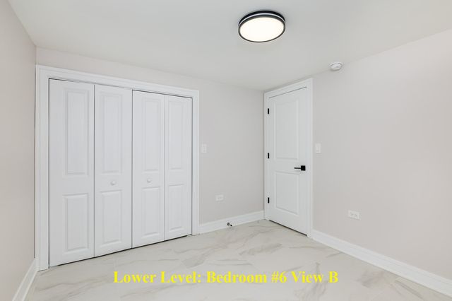 8110 Lockwood Avenue, Burbank, IL 60459