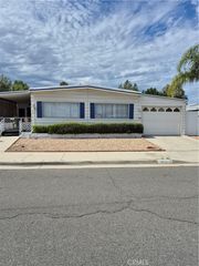 955 Camino Del Rancho, Hemet, CA 92543
