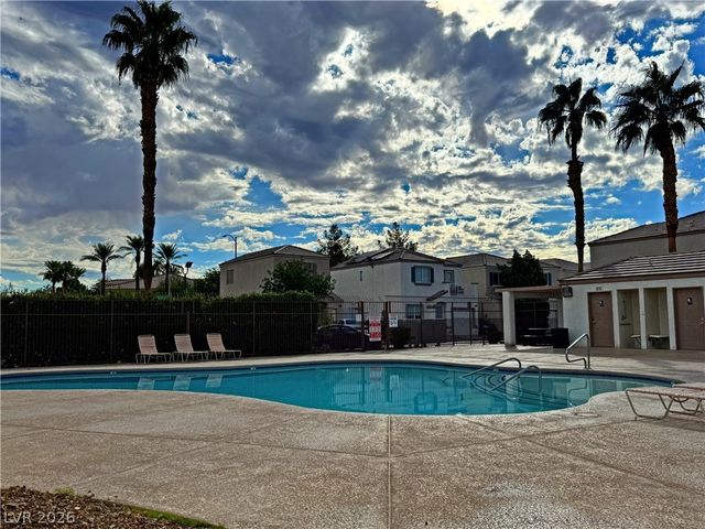 9947 Fragile Fields Street, Las Vegas, NV 89183
