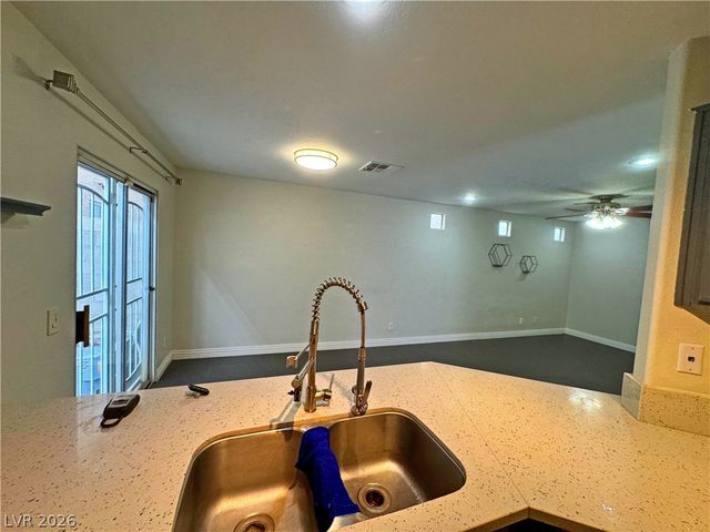 9947 Fragile Fields Street, Las Vegas, NV 89183