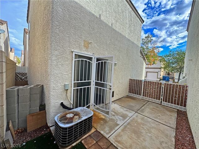9947 Fragile Fields Street, Las Vegas, NV 89183