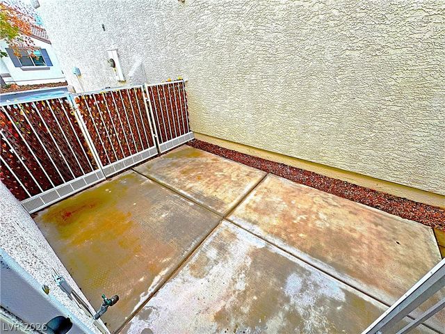 9947 Fragile Fields Street, Las Vegas, NV 89183