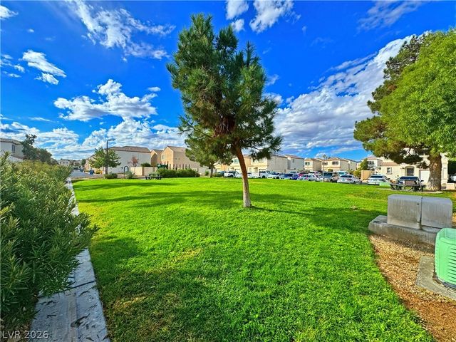 9947 Fragile Fields Street, Las Vegas, NV 89183