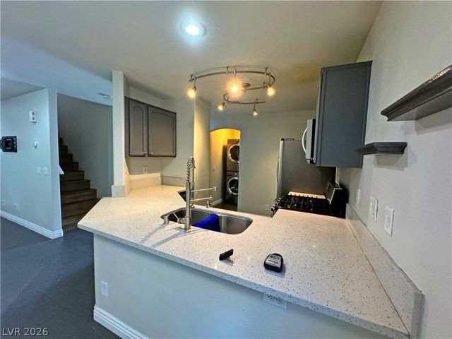 9947 Fragile Fields Street, Las Vegas, NV 89183