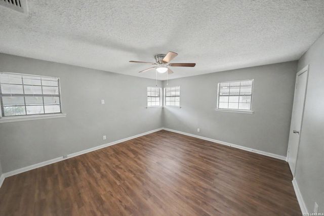 12715 MIDDLE LN, San Antonio, TX 78217