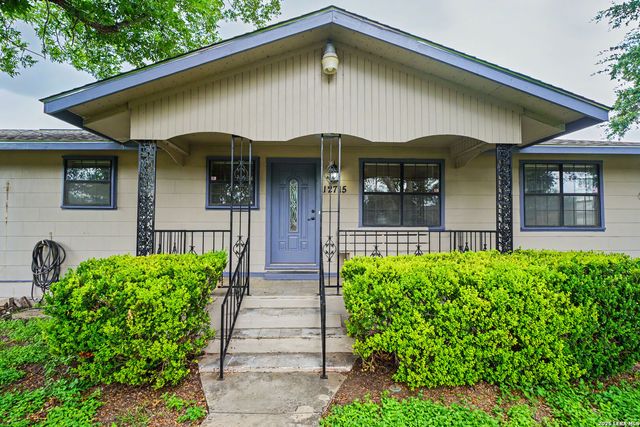 12715 MIDDLE LN, San Antonio, TX 78217