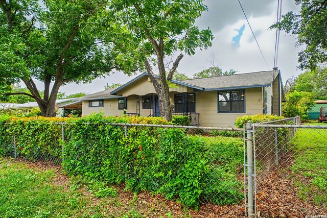 12715 MIDDLE LN, San Antonio, TX 78217