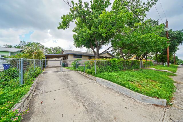 12715 MIDDLE LN, San Antonio, TX 78217