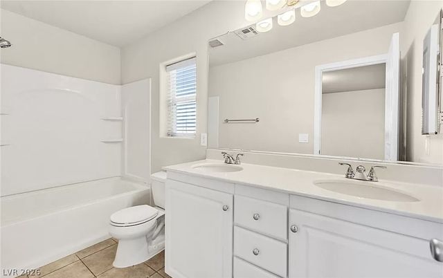 4836 Golden Shimmer Avenue, Las Vegas, NV 89139