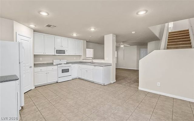 4836 Golden Shimmer Avenue, Las Vegas, NV 89139