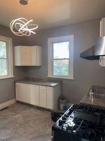 5607 S Laflin Avenue, Chicago, IL 60636