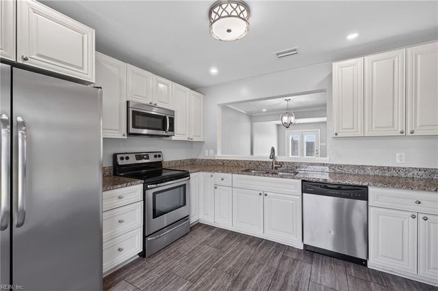 119 Majestic CIR, Virginia Beach, VA 23452