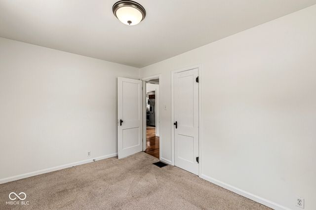 6734 Hillside Avenue, Indianapolis, IN 46220