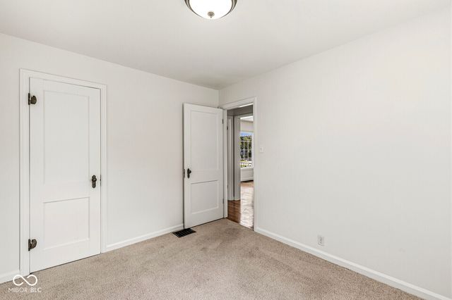 6734 Hillside Avenue, Indianapolis, IN 46220