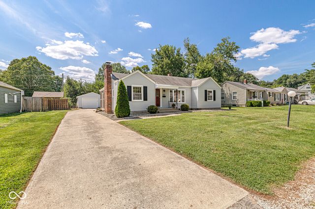 6734 Hillside Avenue, Indianapolis, IN 46220