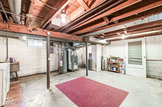 6734 Hillside Avenue, Indianapolis, IN 46220