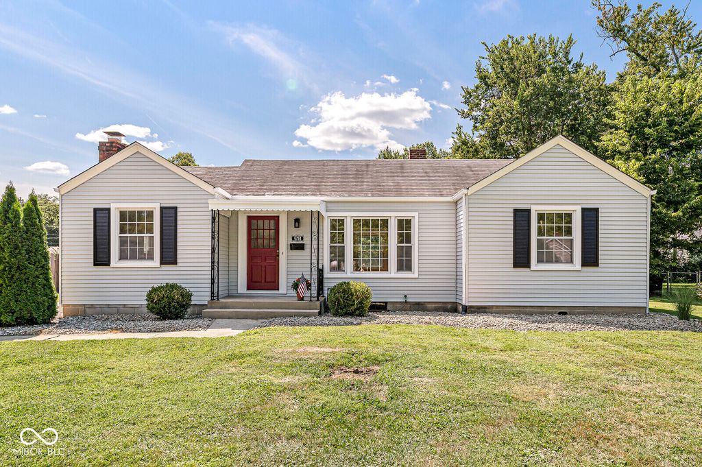 6734 Hillside Avenue, Indianapolis, IN 46220