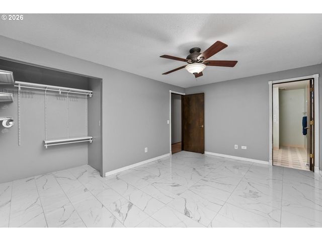 1343 Se WENDY Ave, Gresham, OR 97080