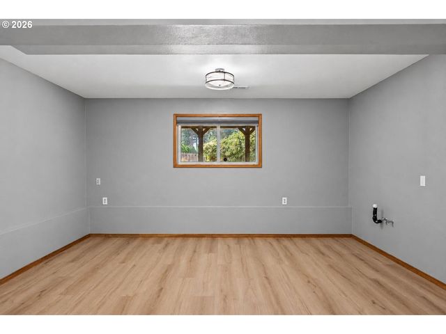 1343 Se WENDY Ave, Gresham, OR 97080