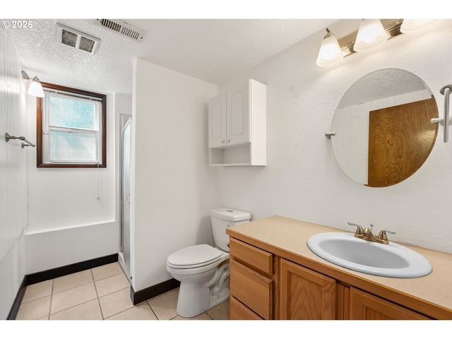 1343 Se WENDY Ave, Gresham, OR 97080