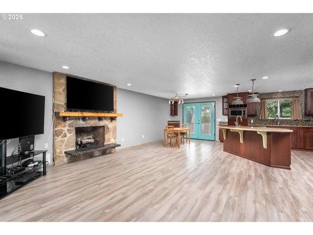1343 Se WENDY Ave, Gresham, OR 97080