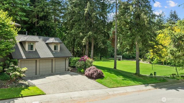 22329 NE 28th Street, Sammamish, WA 98074