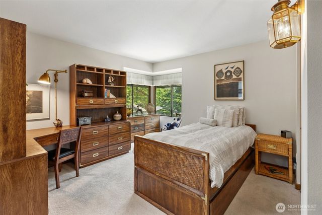 22329 NE 28th Street, Sammamish, WA 98074