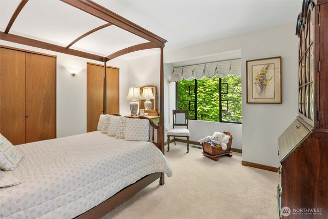 22329 NE 28th Street, Sammamish, WA 98074