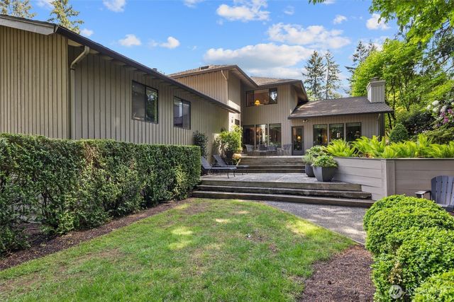 22329 NE 28th Street, Sammamish, WA 98074