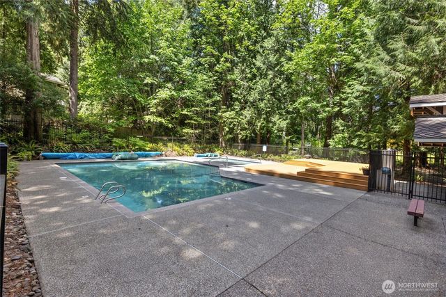 22329 NE 28th Street, Sammamish, WA 98074