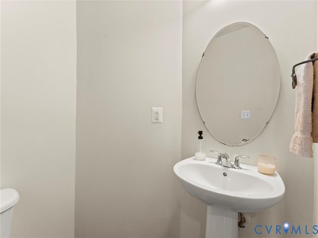 126 Reedy Creek Rd, Louisa, VA 23093