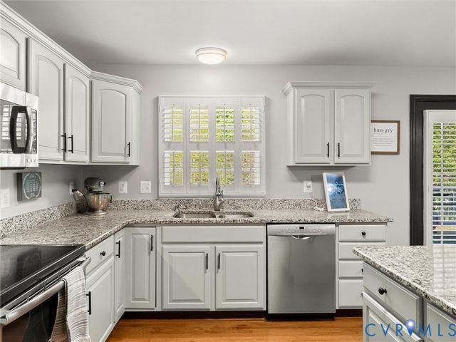 126 Reedy Creek Rd, Louisa, VA 23093