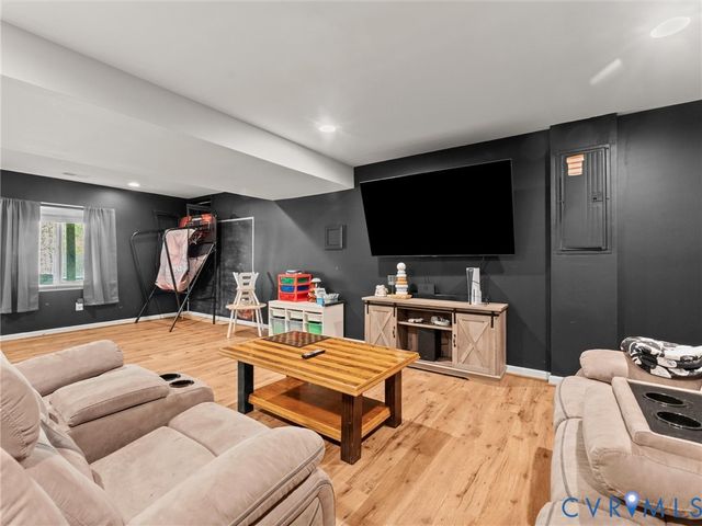 126 Reedy Creek Rd, Louisa, VA 23093