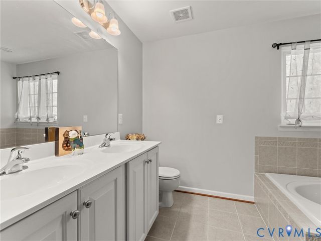 126 Reedy Creek Rd, Louisa, VA 23093