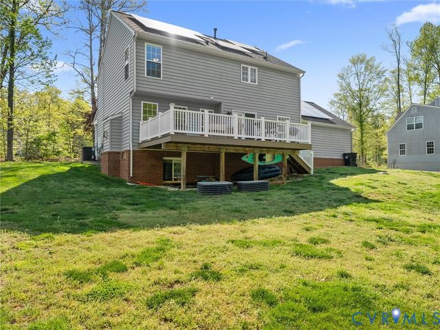 126 Reedy Creek Rd, Louisa, VA 23093