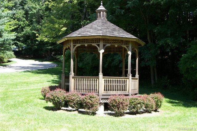 837 Heritage Hills A, Somers, NY 10589