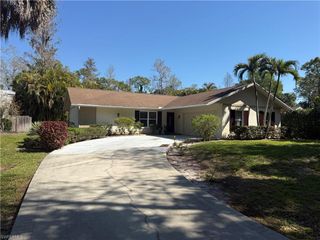 5361 Hickory Wood DR, Naples, FL 34119