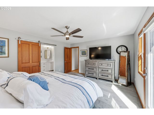16888 Se HAGEN Rd, Happy Valley, OR 97086