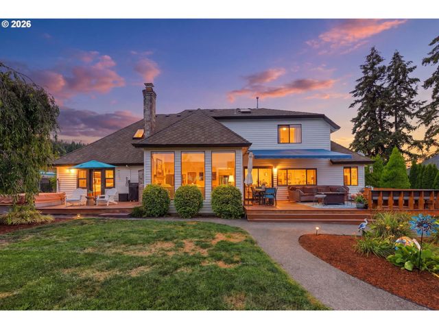 16888 Se HAGEN Rd, Happy Valley, OR 97086