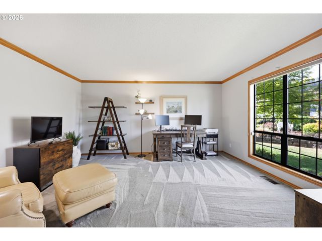 16888 Se HAGEN Rd, Happy Valley, OR 97086