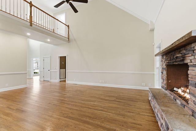 1014 Alameda Dr, Portland, TN 37148