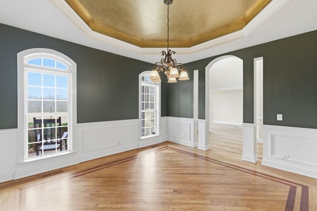 1014 Alameda Dr, Portland, TN 37148