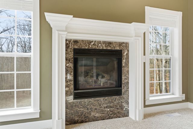 1014 Alameda Dr, Portland, TN 37148