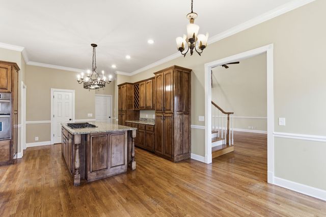 1014 Alameda Dr, Portland, TN 37148