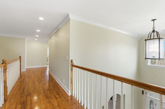 1014 Alameda Dr, Portland, TN 37148