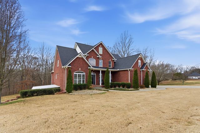 1014 Alameda Dr, Portland, TN 37148