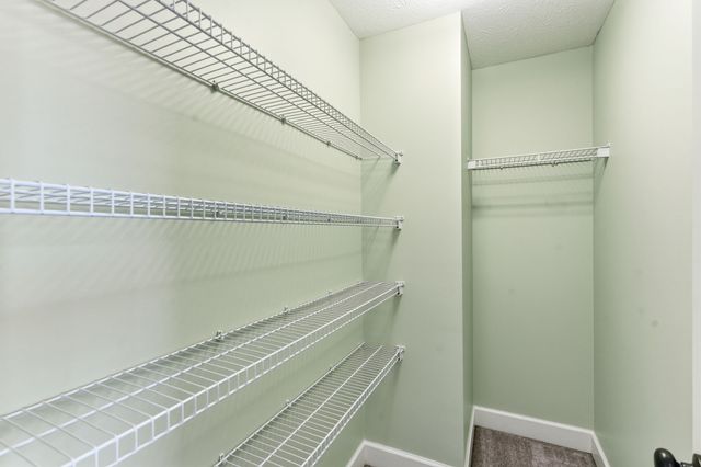 1014 Alameda Dr, Portland, TN 37148