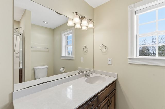 1014 Alameda Dr, Portland, TN 37148