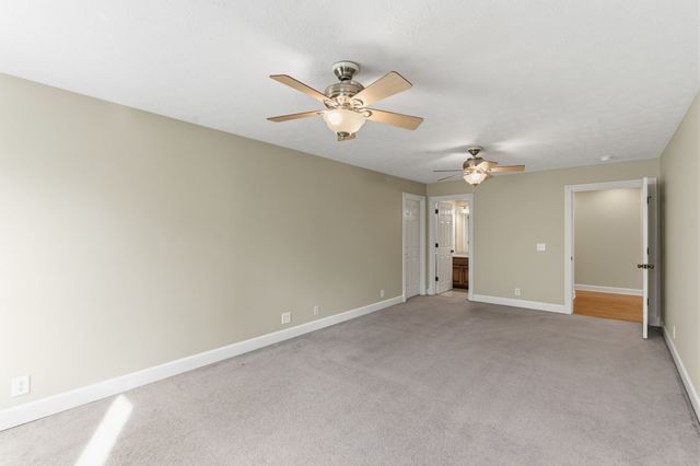 1014 Alameda Dr, Portland, TN 37148